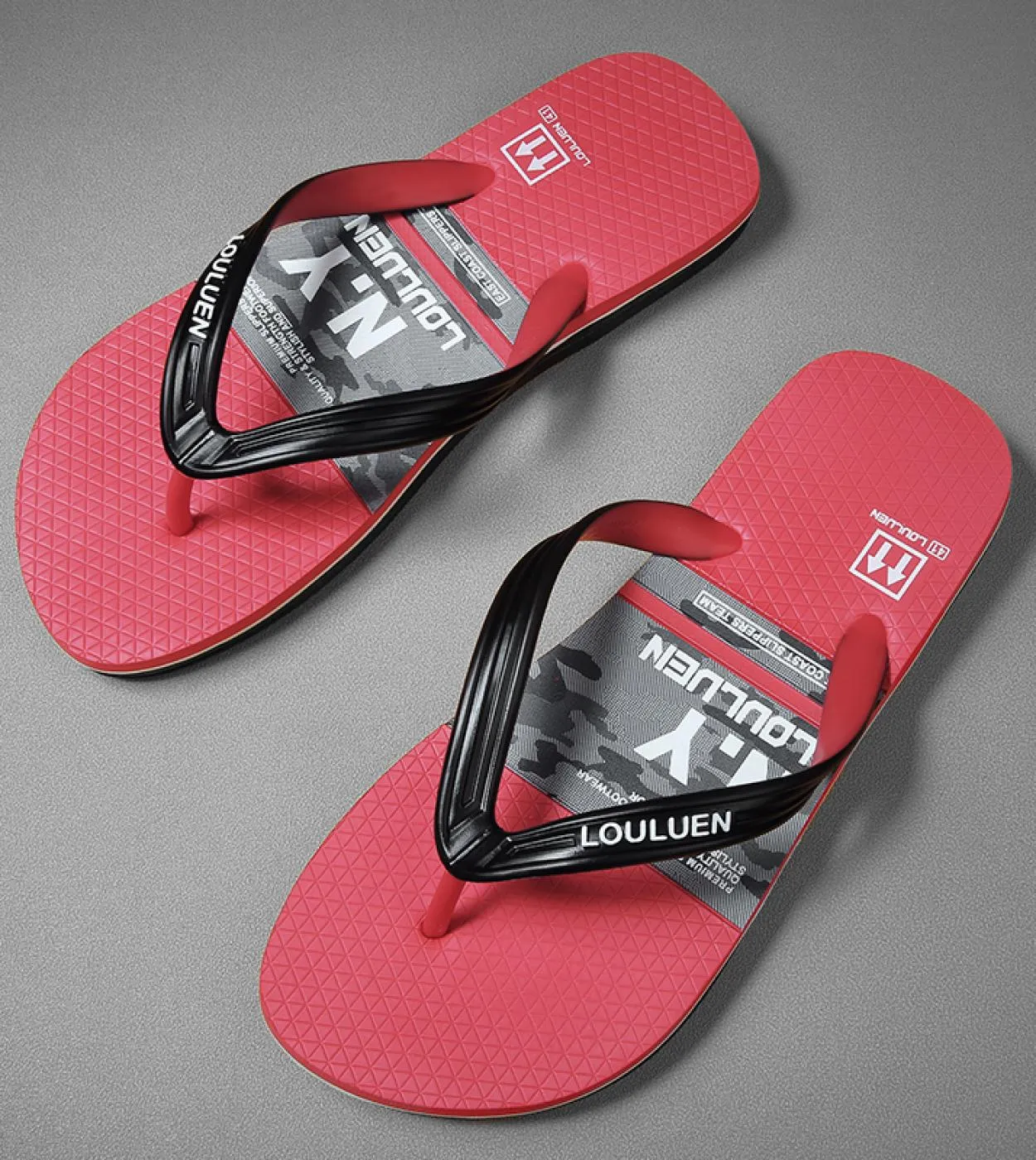 Infradito di alta qualità Uomo Summer Beach Uomo Infradito Moda Traspirante Vendita calda Pantofole da uomo casual da spiaggia O