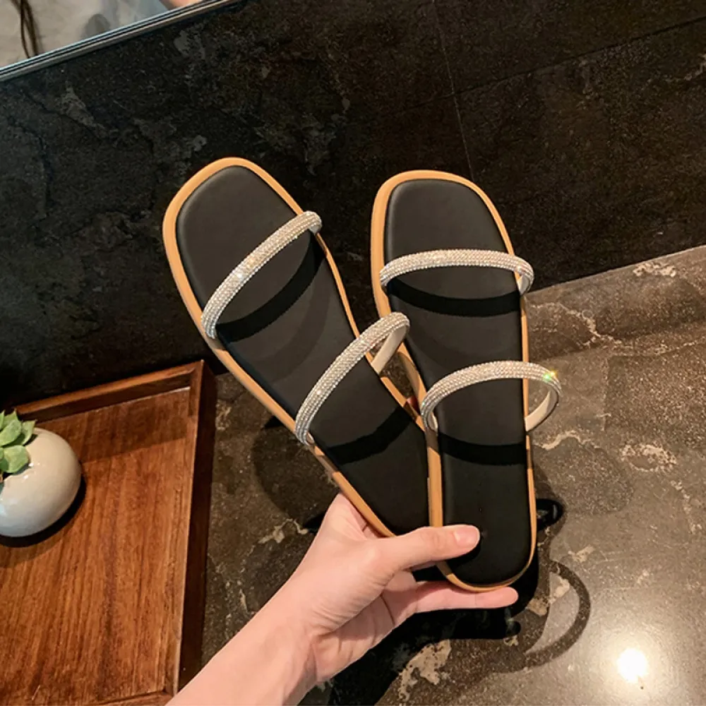 Pantofole imbottite con suola piatta con doppia parola lucida e punta quadrata semplice nuovo stile estivo per le donne da indos