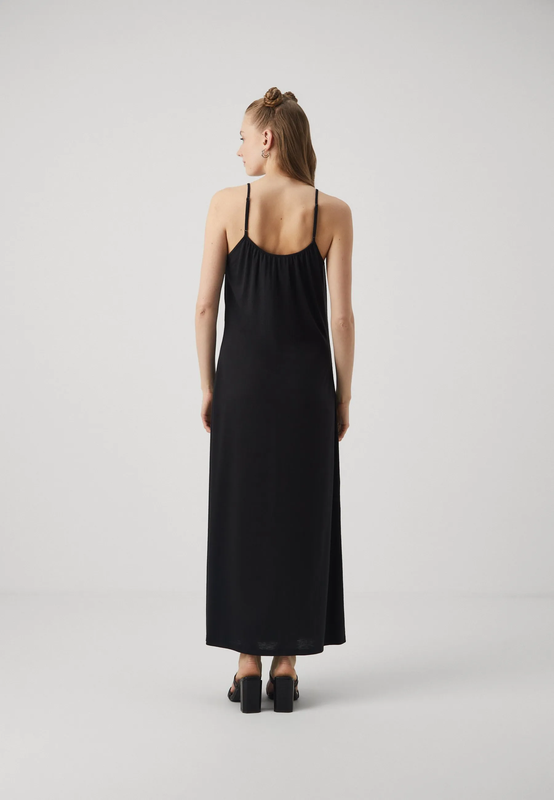 VILEA STRAP ANKLE DRESS - Vestito di maglina